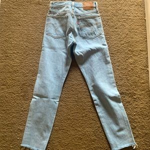 Levis Washed jeans